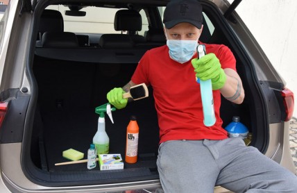 Jak si jednoduše vydezinfikovat auto: Co vydezifikovat? Všechno!