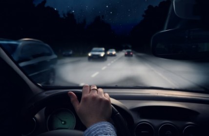 Konec letního času s sebou nese nebezpečí pro řadu řidičů