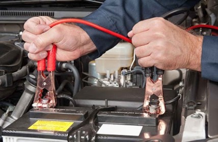 Nejčastější příčiny, proč autobaterie nevydrží nabitá