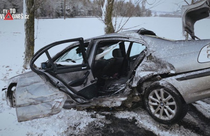 Bezpečná jízda po zimních silnicích? Především s klidem
