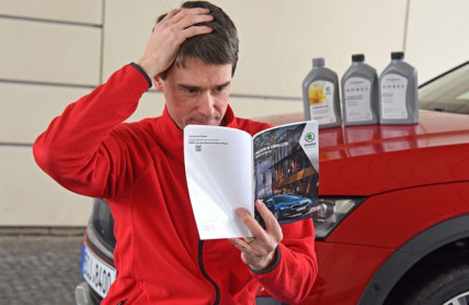 V návodech vozů koncernu VW už nenajdete specifikace olejů: Proč ty tajnosti?