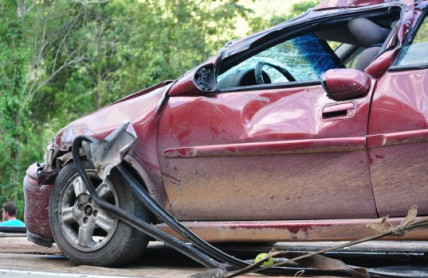 Odškodnění po nehodě: Auto nevybavené na zimu vás může připravit o miliony