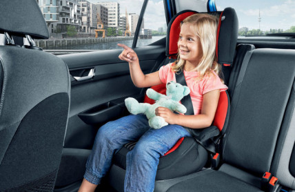 Víte, jak vybrat dětskou autosedačku?