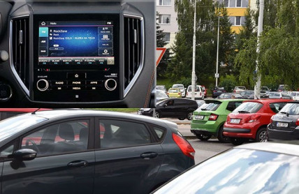 Proč vypínáme rádio při parkování? Odpovědí je multitasking