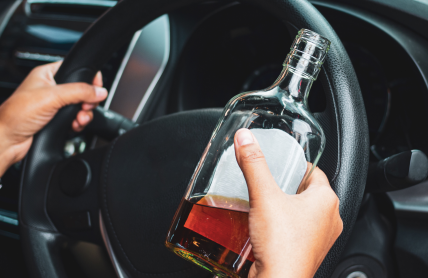Se svátky roste riziko dopravních nehod pod vlivem alkoholu