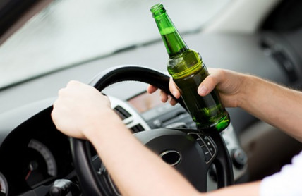 Zrádná tolerance alkoholu i jiné pasti: Co číhá v zahraničí na řidiče?