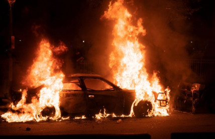 Pozor na požár, jednou z příčin může být automobil se zanedbanou údržbou