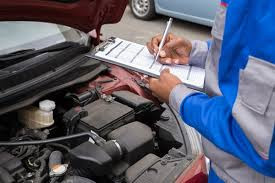 Jak připravit auto na STK? Pozor, ne všechno zvládnete sami, něco už musíte nechat na servisu