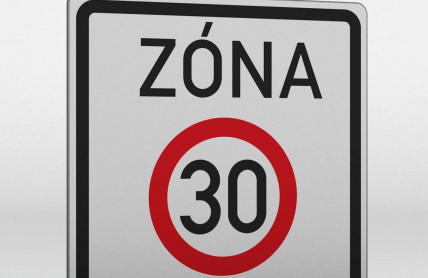 Dopravní past na řidiče, která vás může přijít pěkně draho. Zónová rychlost nachytá i hodně zkušené řidiče, zvlášť její konec