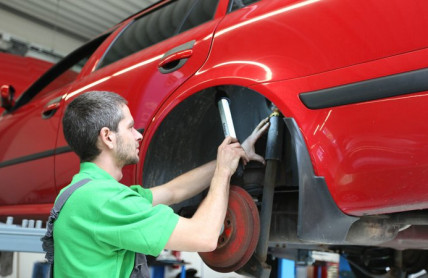 Automobilky svolávají miliony vozů. Není mezi nimi zrovna ten váš?
