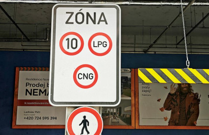 Zákazy vjezdů do garáží: Diskriminace majitelů aut na LPG a CNG