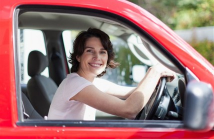 Psycholog: je znát, když řídí ženy. Na cestě jsou bezpečnější