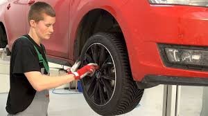 Letní pneumatiky skladujte při stálé teplotě, jinak je zničíte