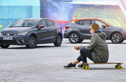 Co očekávají mladí řidiči od automobilu? Rychlost ani zábavu už dávno ne!