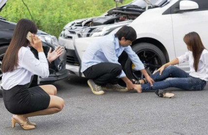 Jak postupovat po autonehodě, abyste dostali spravedlivé odškodné?
