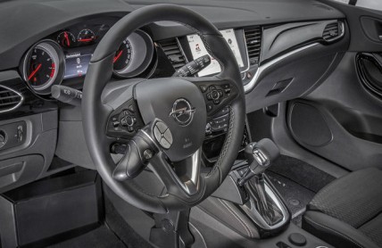 Víte, kdo má nárok na příspěvek na auto? A jaké výše může dosáhnout?