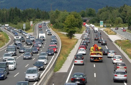 Tento víkend to bude na silnicích masakr. Pokud vyrážíte na dovolenou, obrňte se trpělivostí